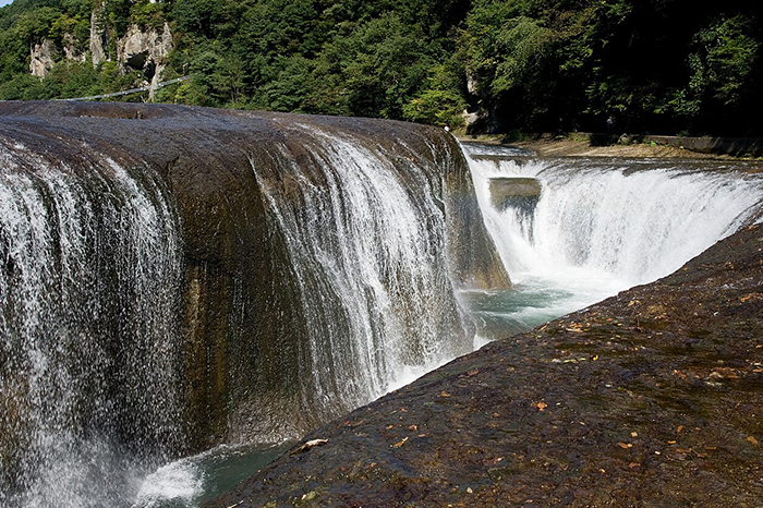日本の滝百選・吹割の滝