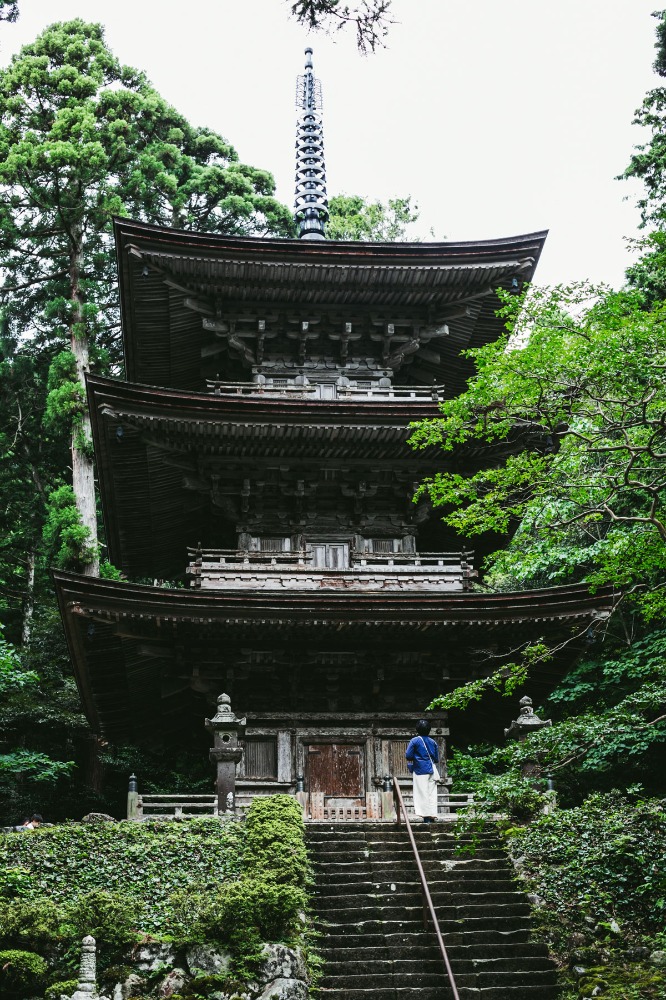 小浜・明通寺の三重塔
